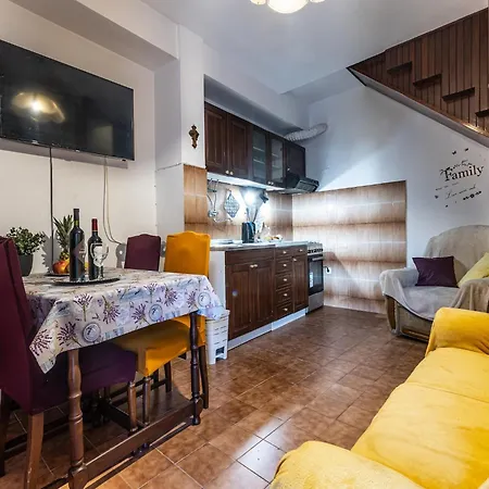 Sunset B&i Primošten